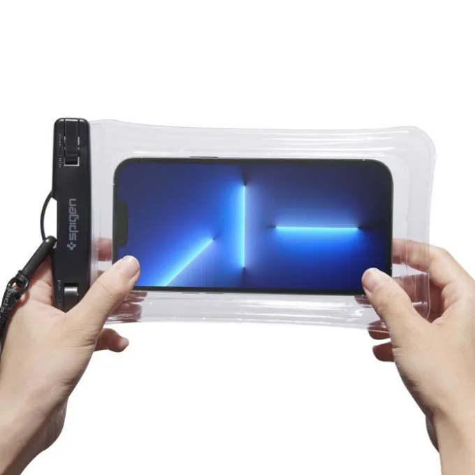 Etui Spigen A610 Universal Waterproof Float Case Crystal Clear