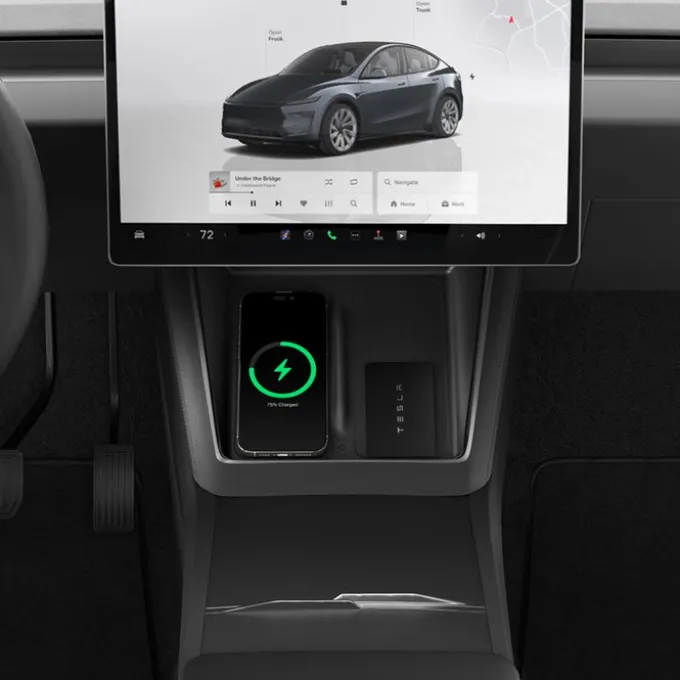 OSŁONA NA ŁADOWARKĘ BEZPRZEWODOWĄ SPIGEN TESLA MODEL Y 2025
