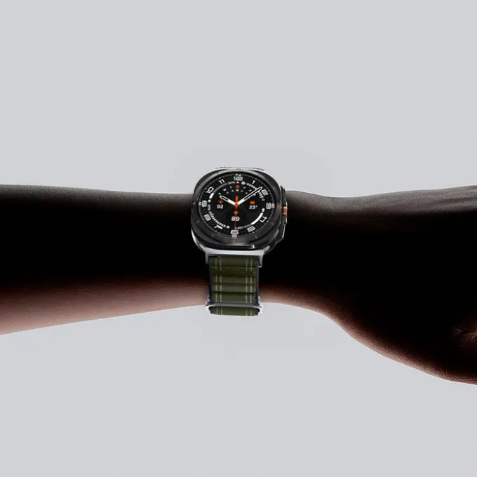 PASEK SPIGEN SAMSUNG GALAXY WATCH ULTRA 2024 / 2025 (47 MM) WBF0 BAND GREEN